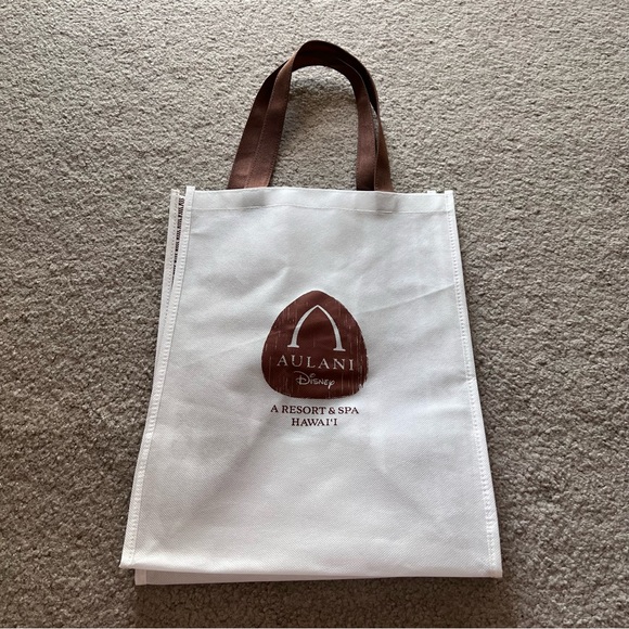 Disney Other - DISNEY AULANI REUSABLE TOTE! ✨